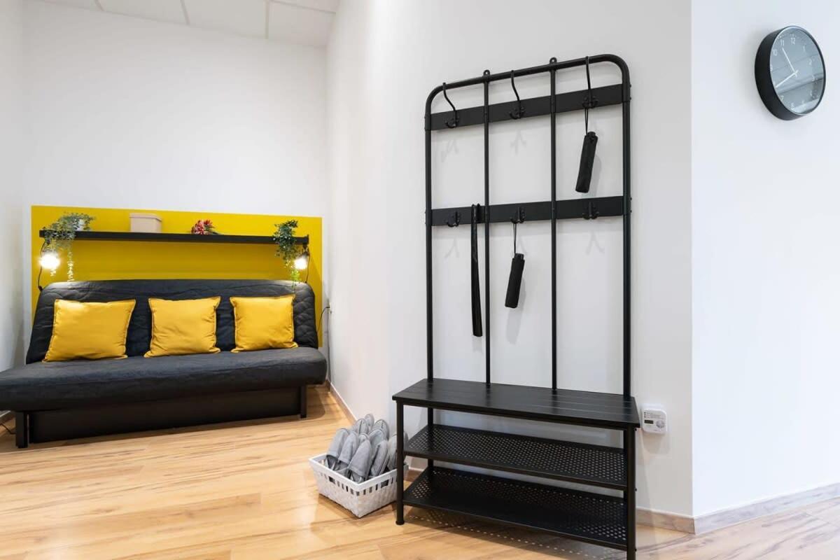 Big Central Apartment Near Rotkreuzplatz With 3 Bedroom For 12 Pax München Kültér fotó
