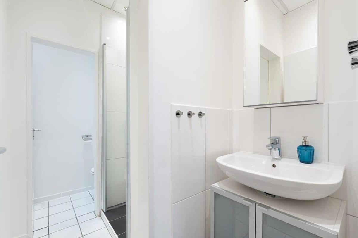 Big Central Apartment Near Rotkreuzplatz With 3 Bedroom For 12 Pax München Kültér fotó